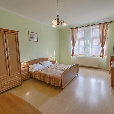 Апартаменты Derby Apart Kvary Карловы Вары Экстерьер фото